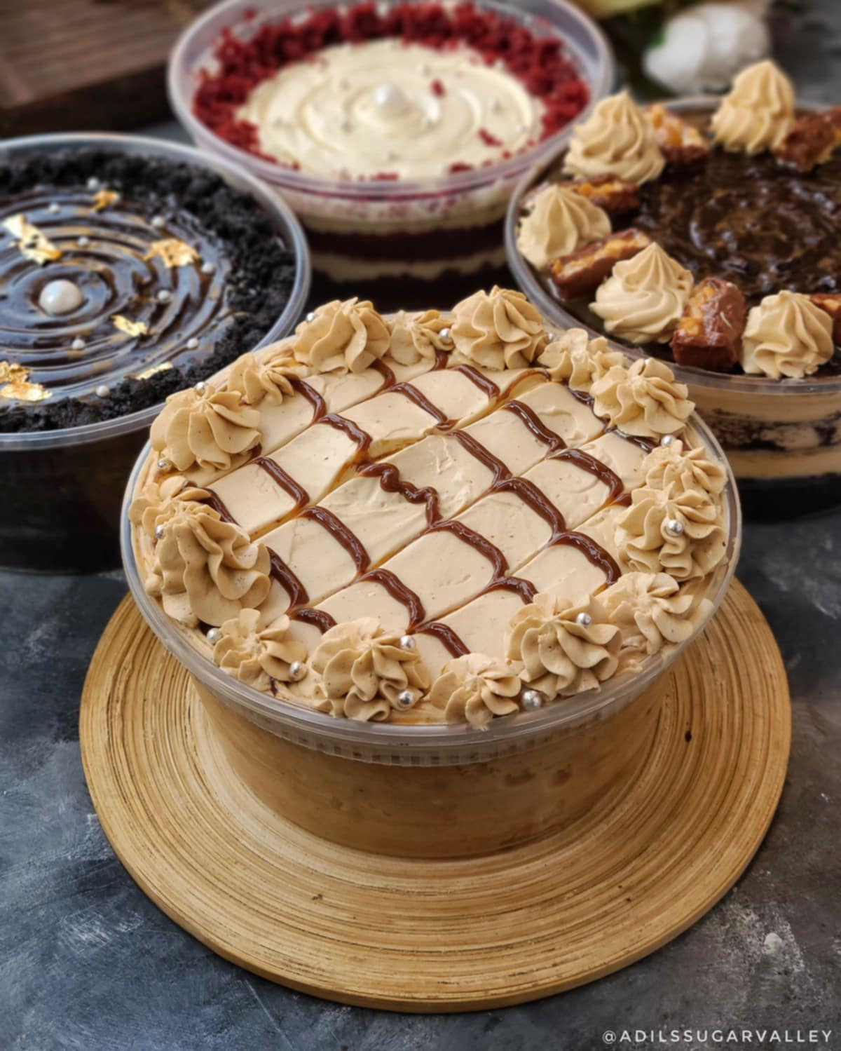 Salted caramel tres leches tub cake